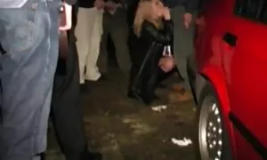 وافقت على افلام اجنبيه مترجمه جنس البيع مقابل 400 يورو.