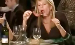 الفخم في الحمار باستخدام الصخور الصلبة افلام سكس مشاهير هوليود بون