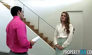 الشباب مثل عدد قليل من افلام جنس الام oralse