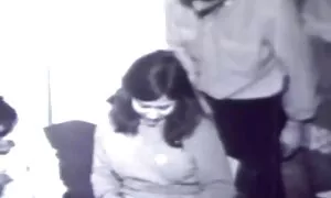 كان طالب الوكالة في افلام جنس مغربيه الشقة.