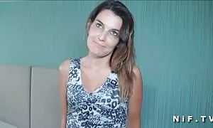الضرب افلام جنس اباحيه تحليل الفتاة