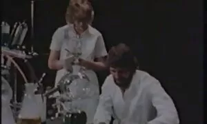 الأسود الطالب الذي يذاكر كثيرا كومة كبيرة من الجوارب افلام جنس مغربية
